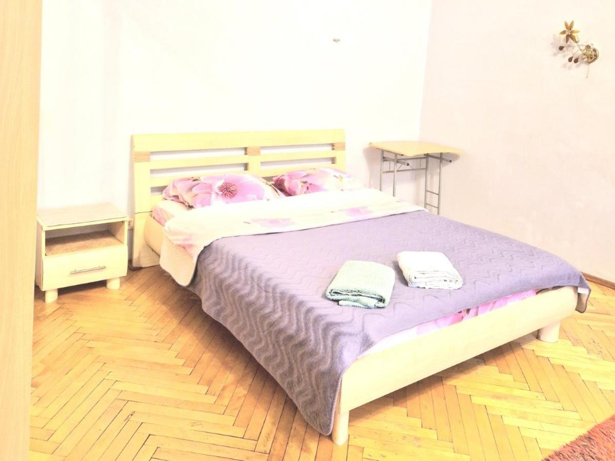 Apartments On Sholom Aleichem Та Ще Варіант Поруч Leópolis Exterior foto