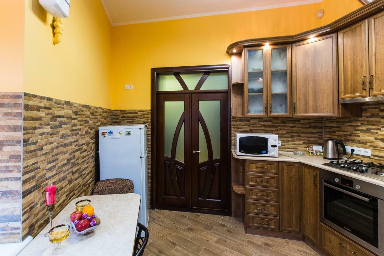 Apartments On Sholom Aleichem Та Ще Варіант Поруч Leópolis Exterior foto