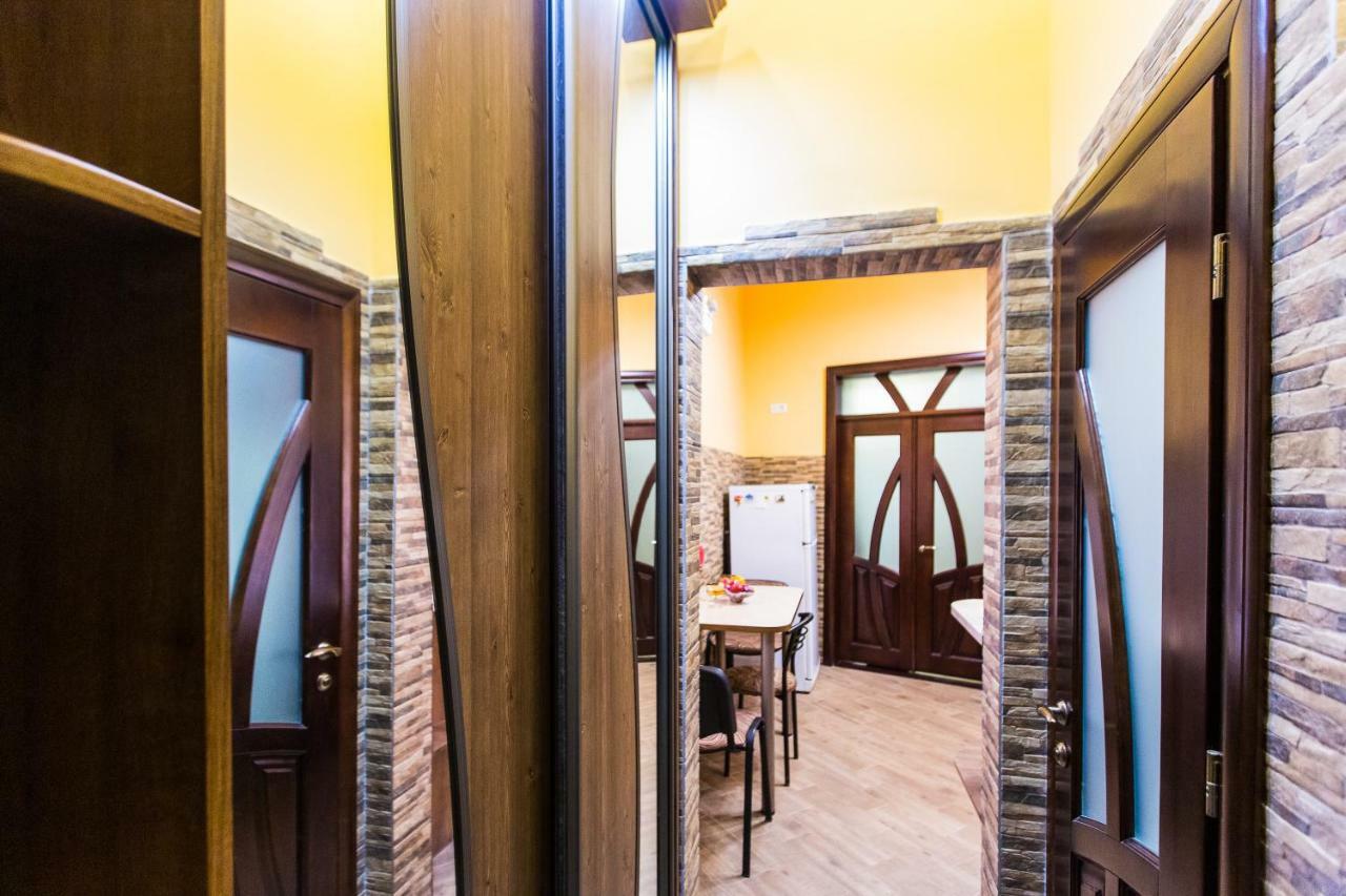 Apartments On Sholom Aleichem Та Ще Варіант Поруч Leópolis Exterior foto